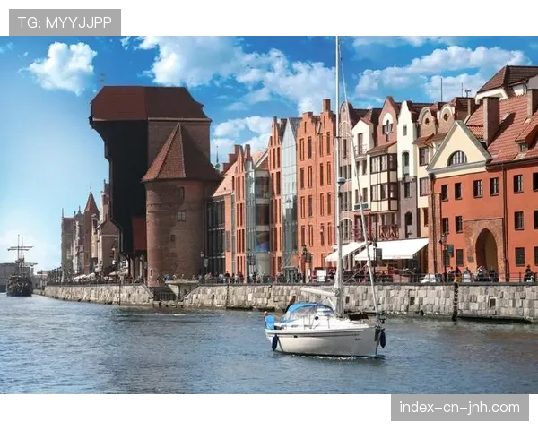 波兰格但斯克为举办2026年世青赛完成主场馆翻新