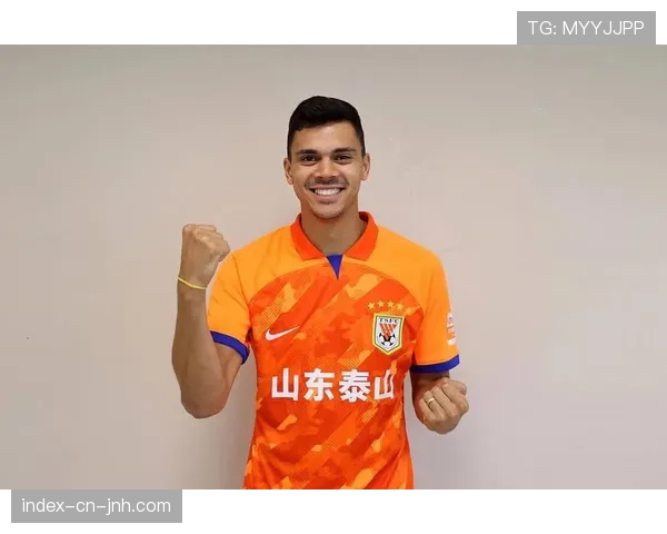 山东泰山官方确认外援克雷桑大腿肌肉拉伤，将缺席联赛开局阶段