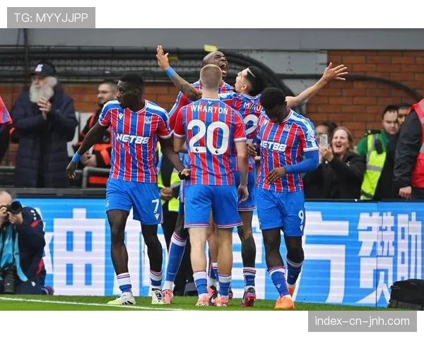 伯恩茅斯0-0水晶宫,比赛净打时间低,双方频繁战术犯规 伯恩茅斯0-0水晶宫,比赛净打时间低,双方频繁战术犯规